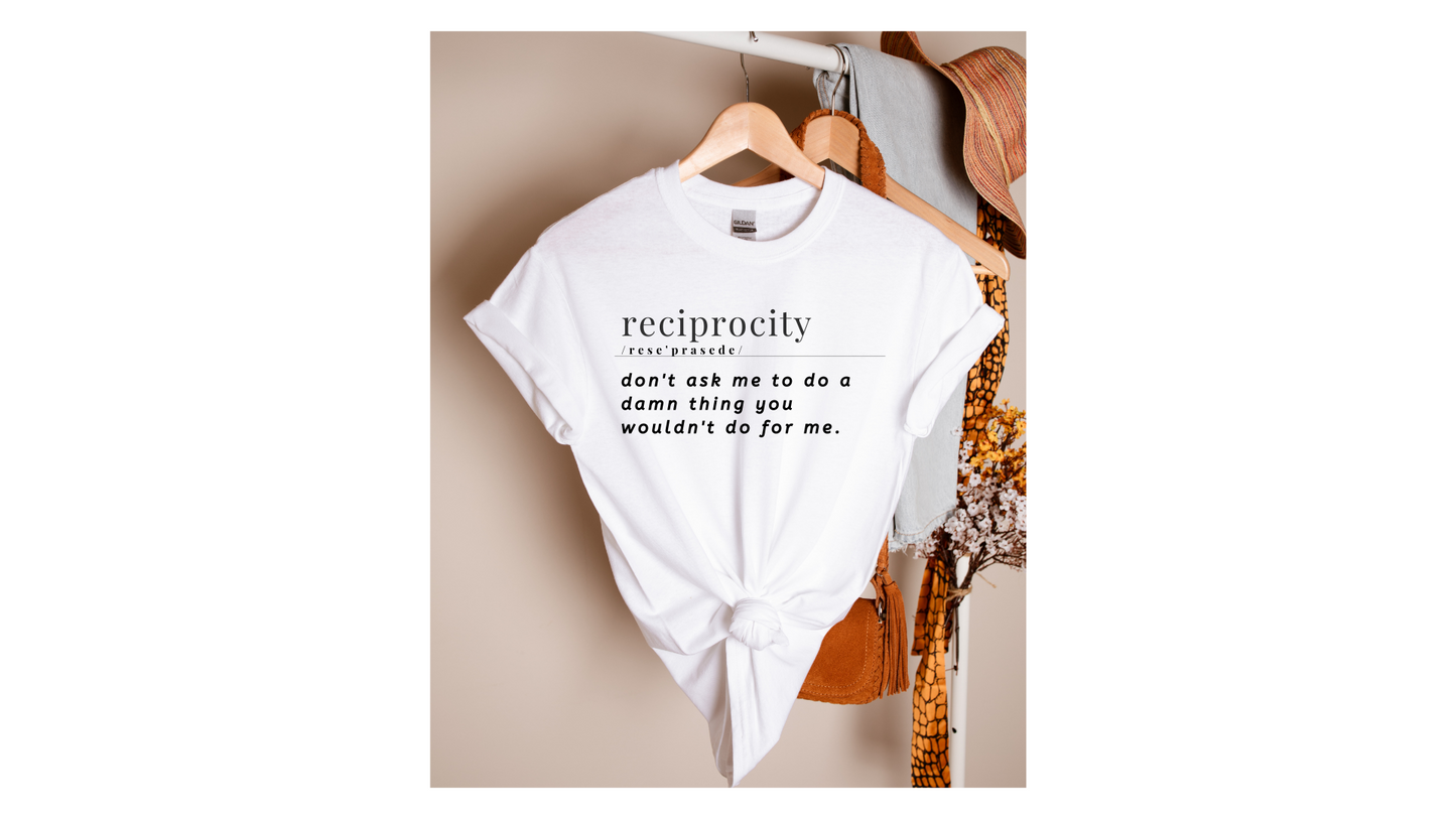 UNISEX SHORT SLEEVE T-SHIRT